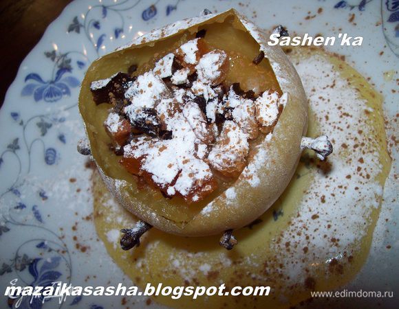 Можно посыпать еще и сахарной пудрой и корицей.)