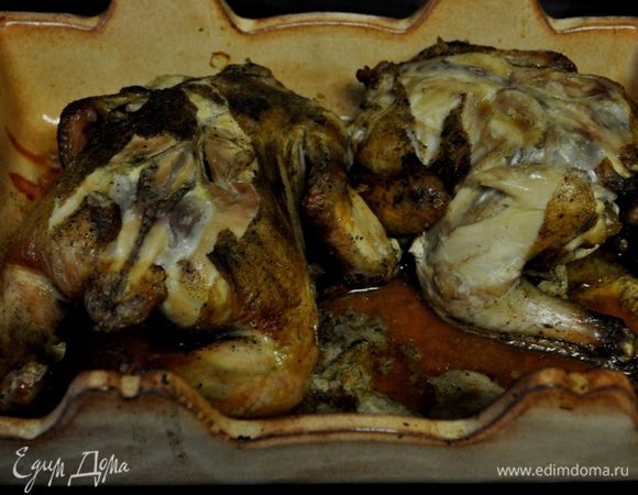Готовые куропатки достать из духовки и прикрыть фольгой, дать им отдохнуть 5-10мин.
