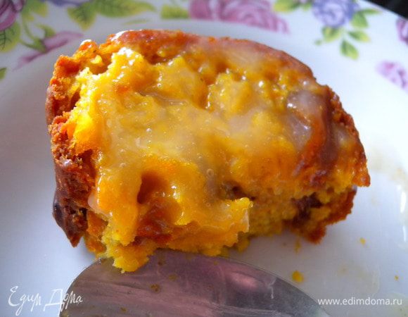 Оставить немного соуса для поливания уже кусочка (порции) на тарелке. Смачного!