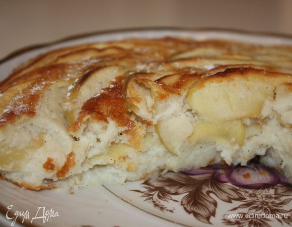 Выпекайте запеканку в разогретой до 180 – 200 С духовке 40-50 мин.(до готовности).
Запеканка по этому рецепту  получается очень высокой и очень воздушной! Она очень сочная, очень мягенькая. Да просто ВКУСНАЯ! Попробуйте!