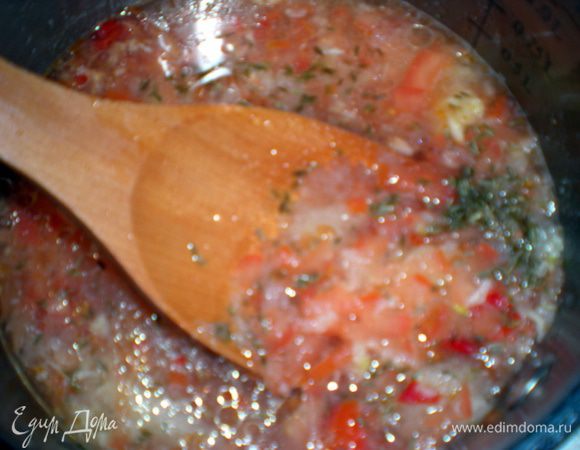 добавить вино,лимонный сок,растительное масло,зиру,посолить по вкусу и перемешать.