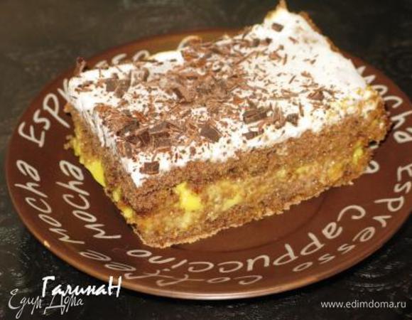 Для топпинга взбить вместе все составляющие. Покрыть верх. Нарезать на пирожные. Украсить по желанию. Приятного аппетита!