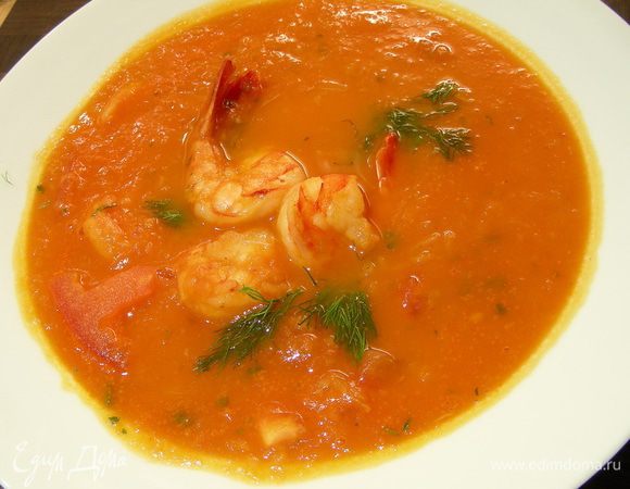 Разливаем суп по тарелкам и подаем. Приятного аппетита))
