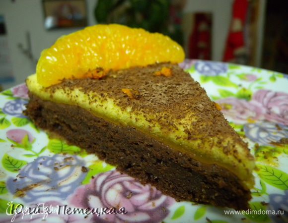 Кстати, крем можно сделать из бананов и орехов. Бананы взбить  миксером или в бленлере, добавить потертые на терке (или измельченные в блендере) орехи.   тоже очень вкусно. Можно сделать крем как кисель из ягод. Загустить крахмалом, мукой или манкой. Вариантов море!!!