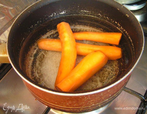 варить примерно 20 минут(чтобы вилкой хорошо протыкалась)