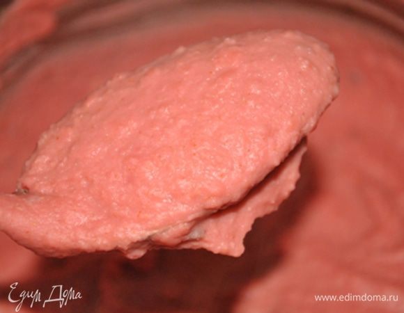 Воду слить. Залить 2мя стаканами воды и поставить вариться на медленном огне до полной готовности. Лишнюю воду слить, оставив 50 мл., добавить раст. масло и варить еще 10 мин.
