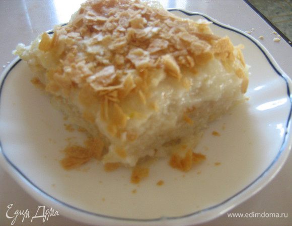 Собрать торт, посыпать крошкой. Дать постоять ночь в холодильнике и вкушать!