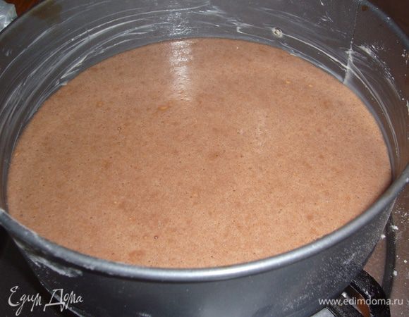 налить остальное тесто сверху/в разогретую духовку 170 г/35 мин