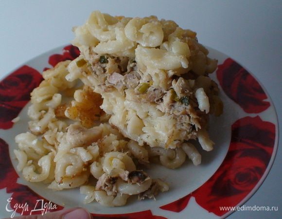 На стол как и холодное блюдо подаем так и теплое. Кому как нравится. Приятного апетита!