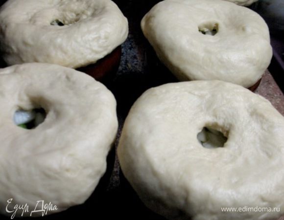 <font style="vertical-align: inherit;"><font style="vertical-align: inherit;">Приготовить тесто на ваше усмотрение. Можно и без него.</font></font>