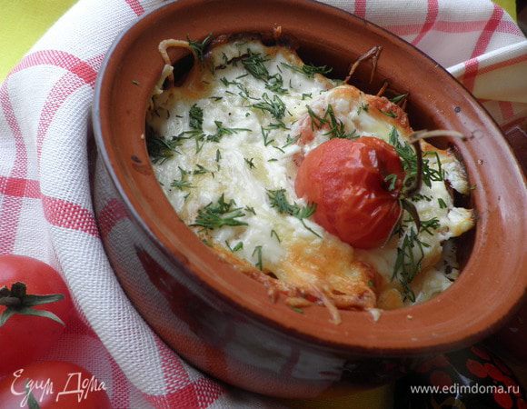 Поставить в духовку и запекать до румяной корочки при t 180.