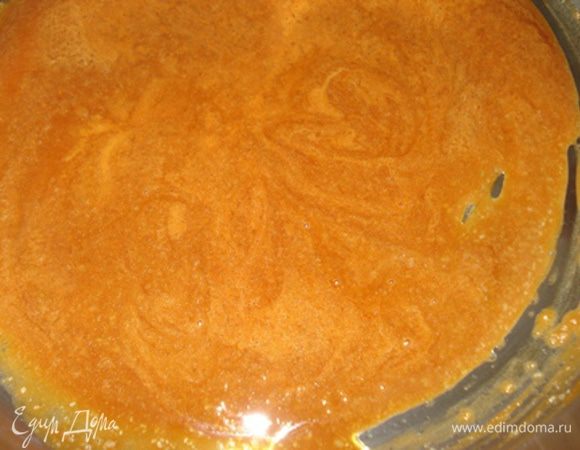 Не мешая,карамелизировать его.
