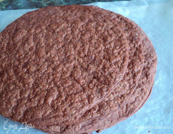 Так испечь все шесть коржей.