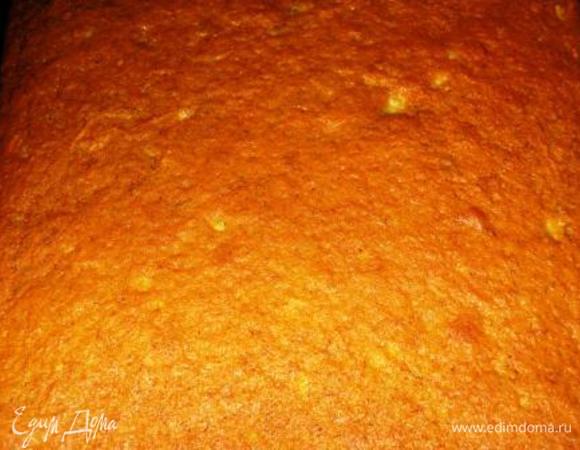 Духовка 170 мин. 20-30. Ориентир - сухая зубочистка. У меня пекся 25 мин. Я хотела сделать полосочки из шоколада сверху, но он появился из духовки такой красивый, солнечный, такой "пахнущий"(именно "пахнущий"!), что я вообще ничего не захотела "лепить". 
оставить мин. на 10 в форме, потом достать. Пирог очень мягкий и нежный.
