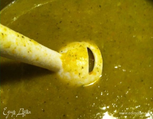 Варить час-полтора на среднем огне, в конце добавить соль, выключить, остудить и хорошо взбить вертикальным миксером.<br />
Можно добавить 100 мл сливок, если хочется совсем уж кремовую консистенцию.