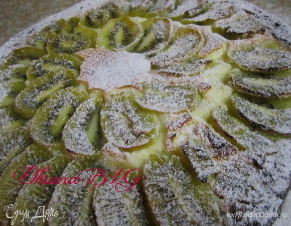 Выпекать 25-30 минут при температуре 180 градусов. Оставить остывать в приоткрытой духовке. По желанию посыпать пудрой.