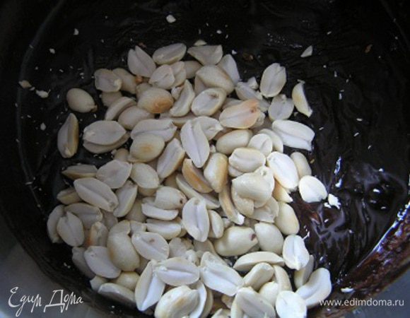 добавить в шоколадную массу, все хорошенько перемешать,