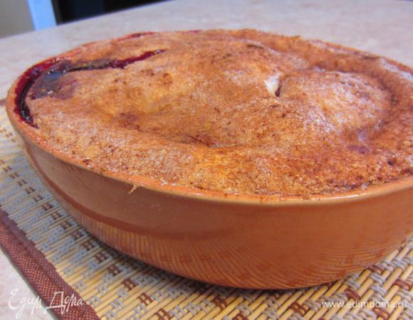 Отставьте пирог в сторону остывать.