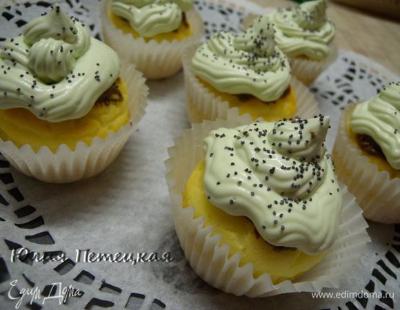 Посыпать маком (по желанию). 