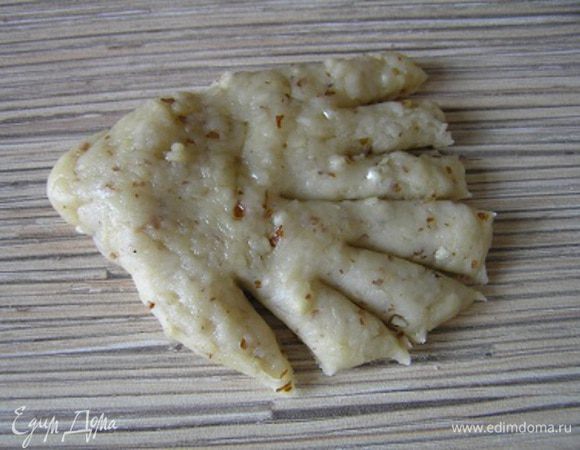 каждую еще разрезать на 3-4 полоски.