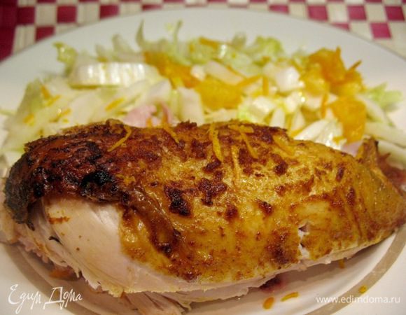 Подала с салатом из пек.капусты, режем кубиком апельсин,
сок апельсина, цедра апельсина, оливк.масло...