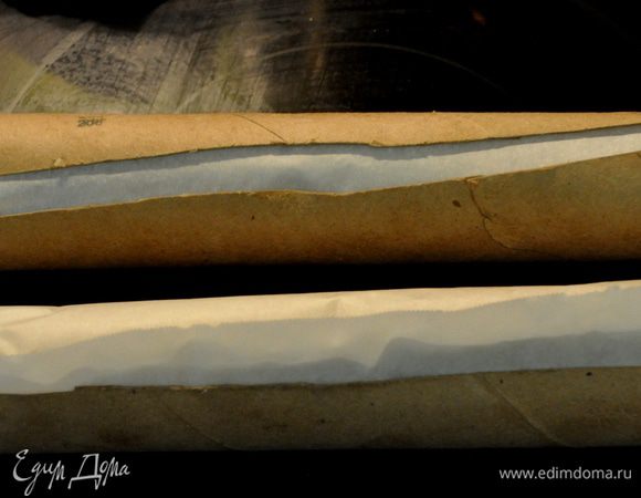 Я использую для лучшей формы роллы от бумажных полотенец.