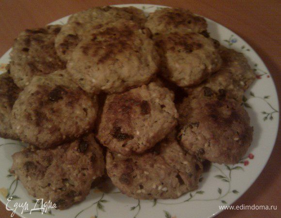 А вот какое печенье получилось из отжатых хлопьев с изюмом по рецепту Екатерины: мягкое, сытное, полезное!www.edimdoma.ru/recipes/38613(делала сразу двойную порцию)