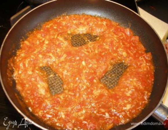 Сделать три "воронки" для яиц.