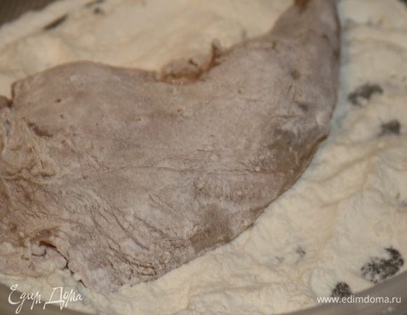 обвалять в муке...