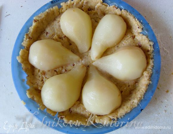 Выложить груши. 