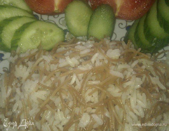 Открываем,перемешиваем(можно добавить зелень)и подаём с овощами или с чем Вы любите!Мариночка,спасибо за такой простущий сытный,вкусный рис!