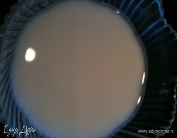 в 100 мл холодной воды развести крахмал...