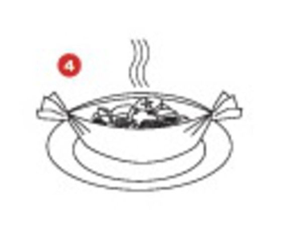 Готовьте в духовке при температуре 200 градусов около 25 минут, или же пока яблоки не станут мягкими.