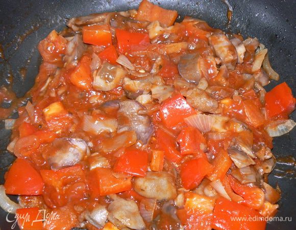 Тушить на среднем огне с закрытой крышкой 15 минут