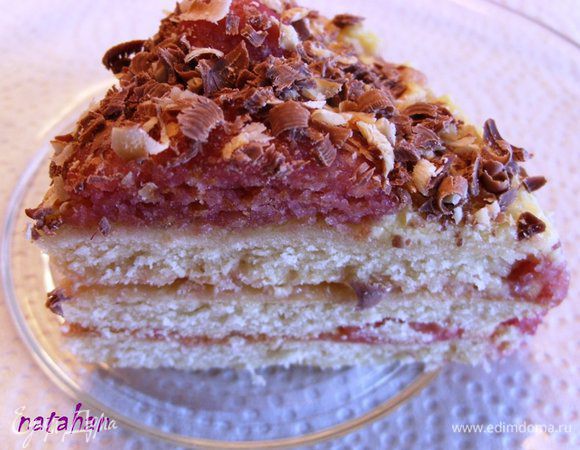 Часть теста для рулетиков ждала своего часа в морозилке целых 10 дней.
А простенький песочный тортик с малиновой пропиткой я сделала сразу.
Но он к нашему рецепту не имеет отношения. Это так - лирическое отступление.