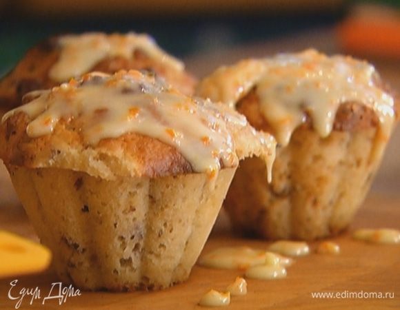 Маффины остудить и покрыть сахарной глазурью.