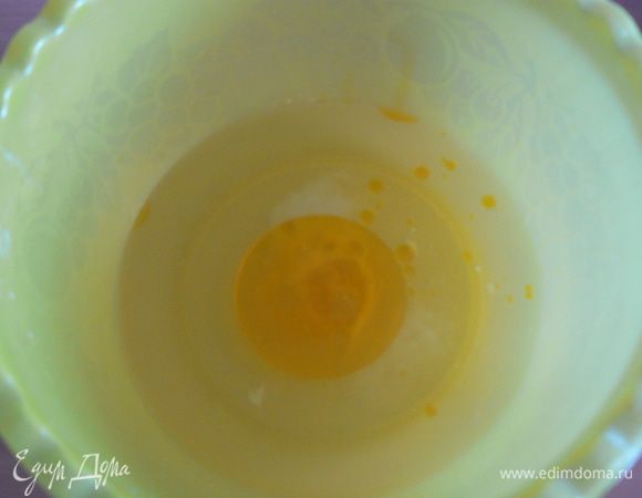 добавить соль,сахар,масло,оставшуюся теплую воду