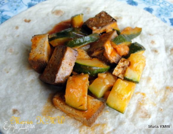 Подаем с чаем, алкогольными напитками, пивом. А сладкие конечно же с кофе и чаем.
Приятного Вам аппетита!