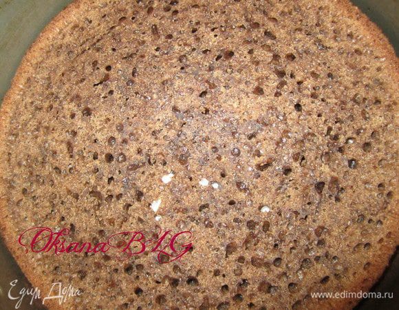 повторить, корж,1/3 суфле+ягоды. Накрыть коржом.