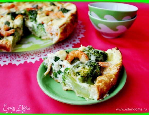 Пирог вкусен как в горячем,так и в холодном виде.Приятного аппетита!!!