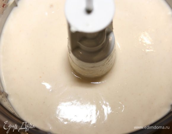 Перемалываем в блендере до однородной массы. 