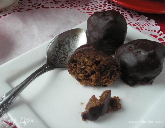 Охлаждаем в холодильнике до полного застывания глазури.