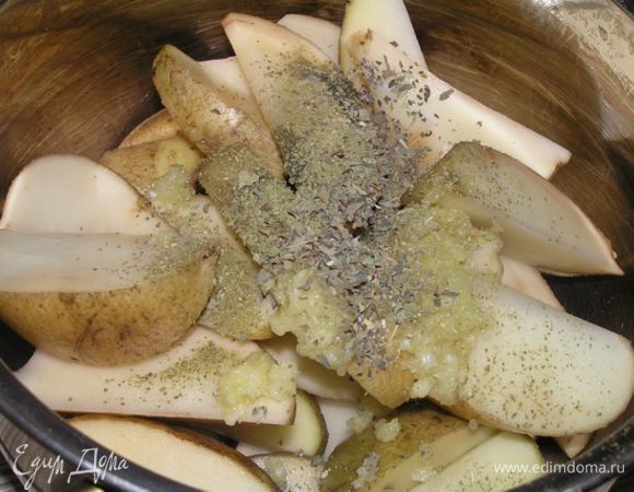 базилик и растительное масло, хорошенько перемешать