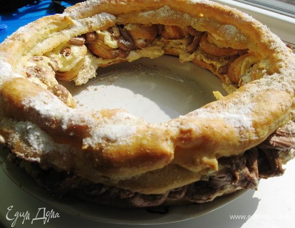 Присыпаем пудрой. Даем в холодильнике время настояться. Bon apetit!