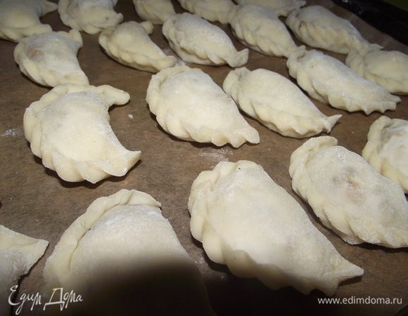 Можно заморозить, можно сразу сварить.