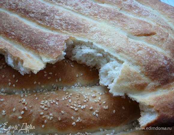 Ну,а теперь отрываем кусочек лаваша,я разрезаю его,кусочек сливочного деревенского маслица и кусочек сулугуни,закрываю глаза и наслаждаюсь.Приятного аппетита.
