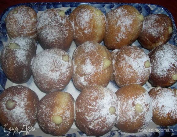 Раскладываем по тарелкам и притрушиваем сахарной пудрой.
ПРИЯТНОГО АППЕТИТА !!!