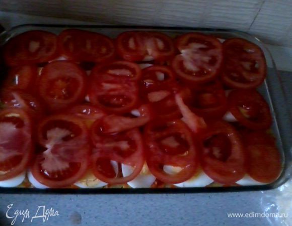 ..помидоры. Немного сметаны.