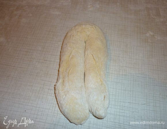 Cвернуть пополам.