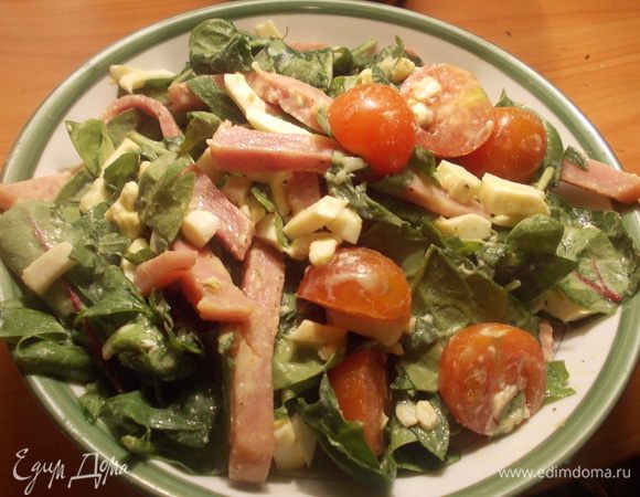 Перемешать и сразу подавать на стол.Приятного аппетита.